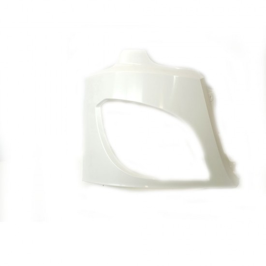 1881351 CF6 Headlamp Panel Right Hand (White)